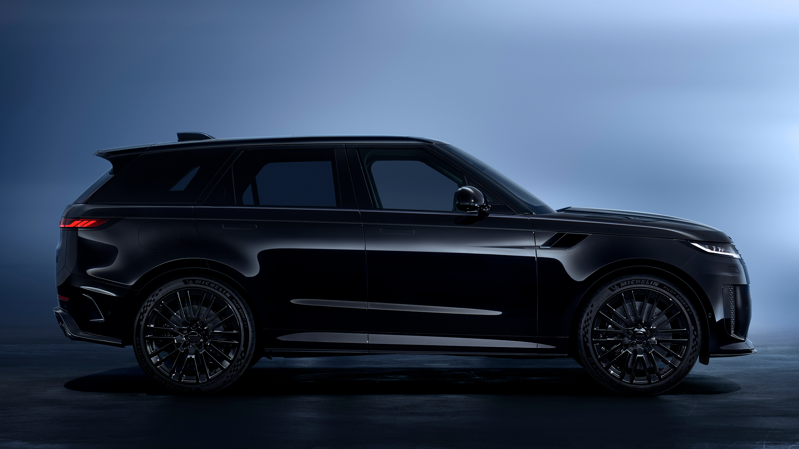 RANGE ROVER